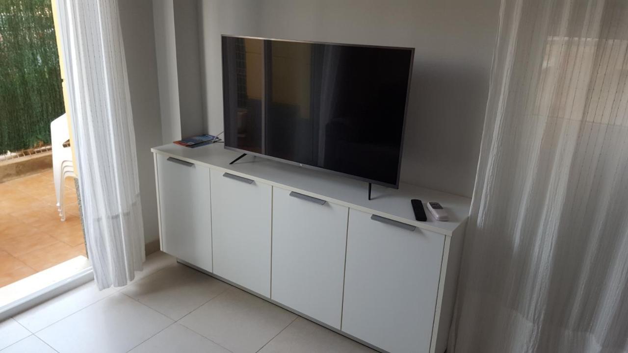Apartamento En Vera A 300 M De La Playa, Con Patio Y Salida Directa A Calle Exterior photo